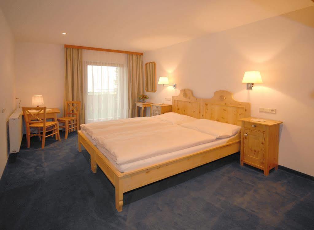 Landhotel Kielhuberhof Ramsau am Dachstein Exterior photo