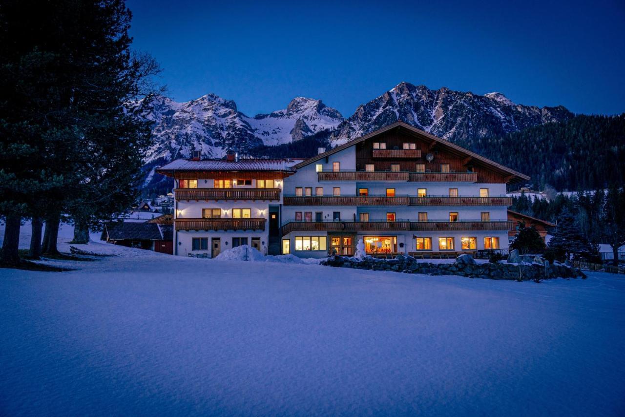 Landhotel Kielhuberhof Ramsau am Dachstein Exterior photo